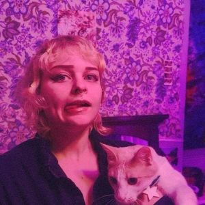 Meet your Posher, Lea